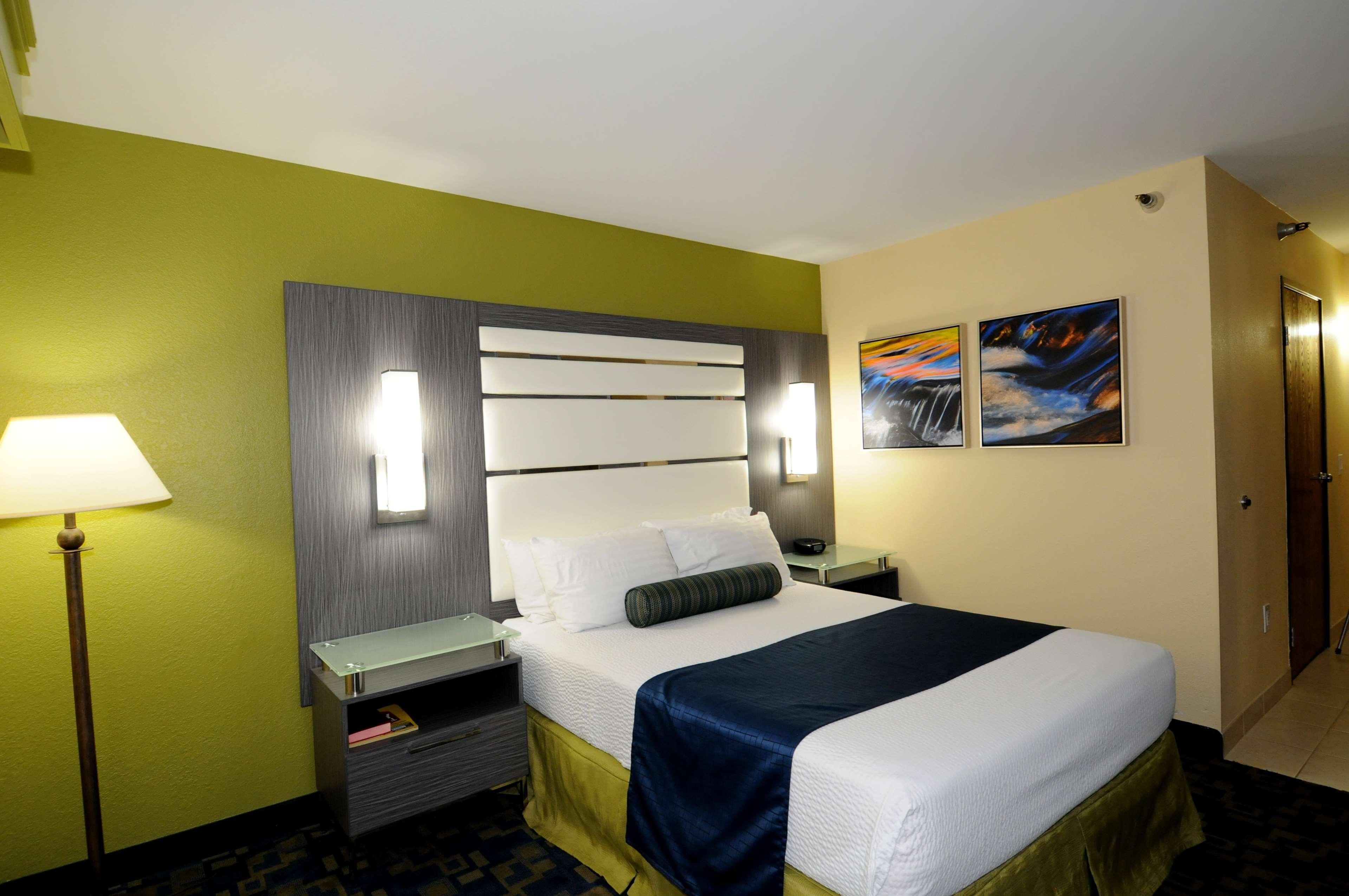 Best Western Antelope Inn & Suites Red Bluff Eksteriør billede