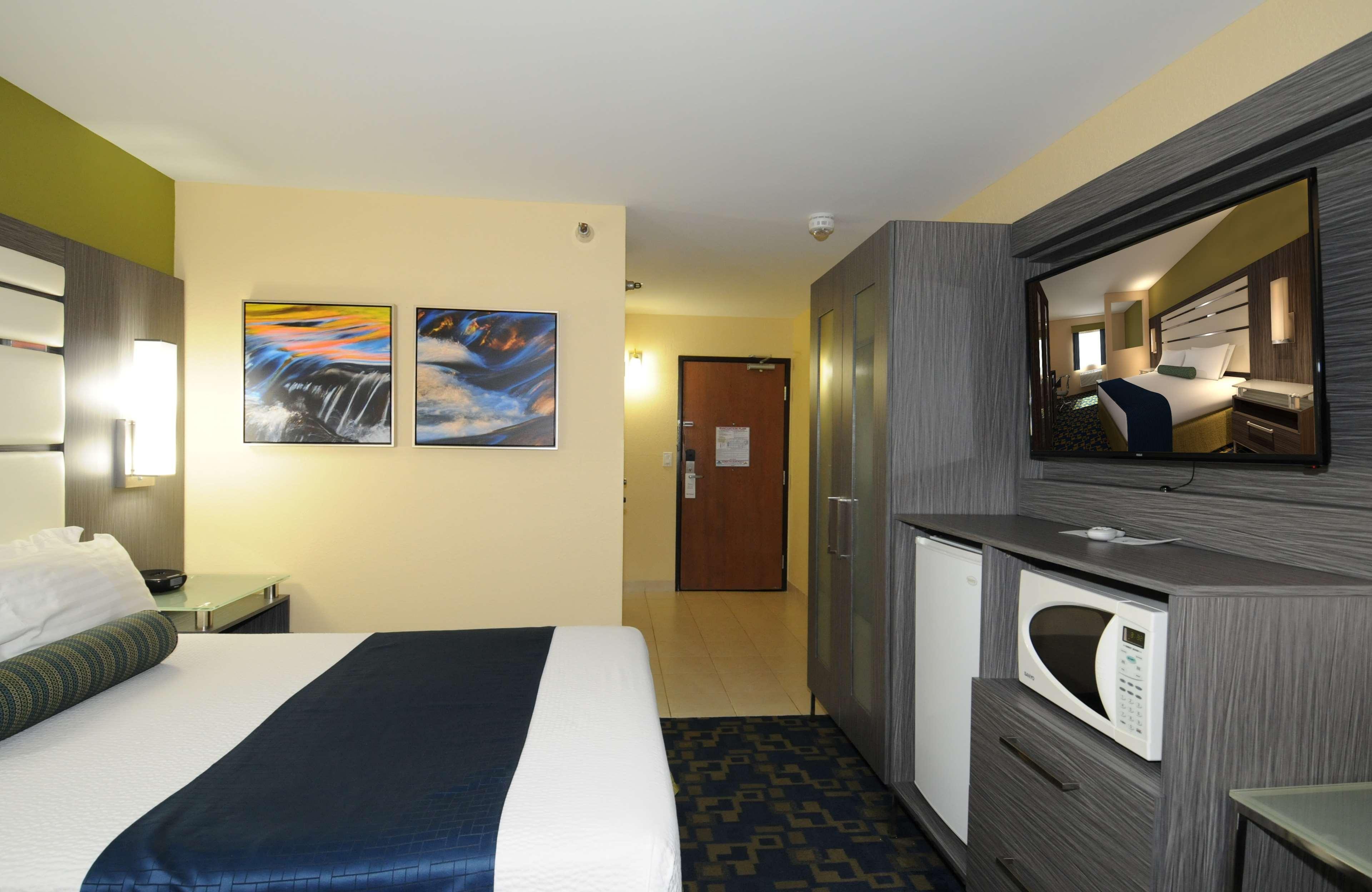 Best Western Antelope Inn & Suites Red Bluff Eksteriør billede