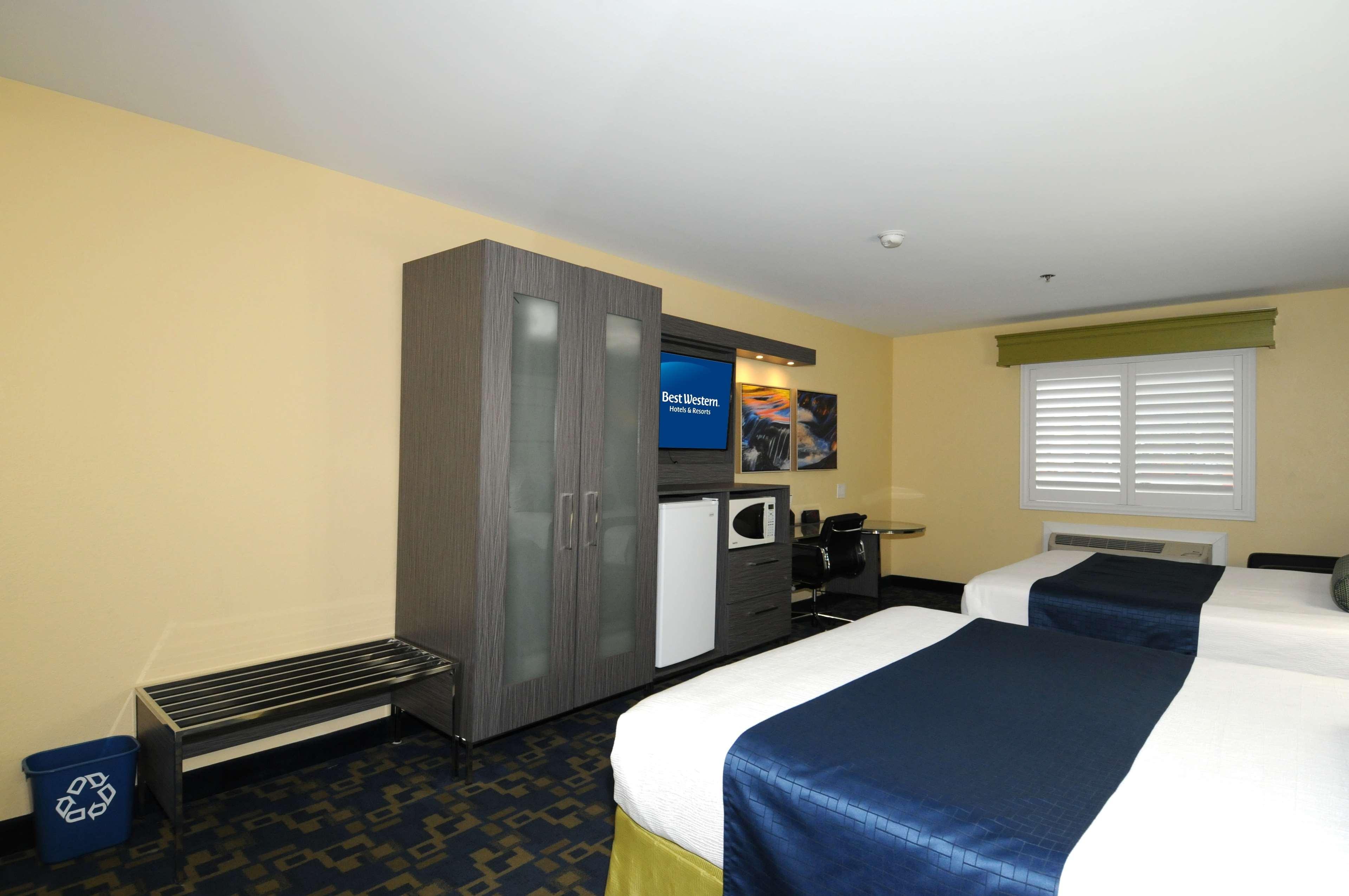 Best Western Antelope Inn & Suites Red Bluff Eksteriør billede