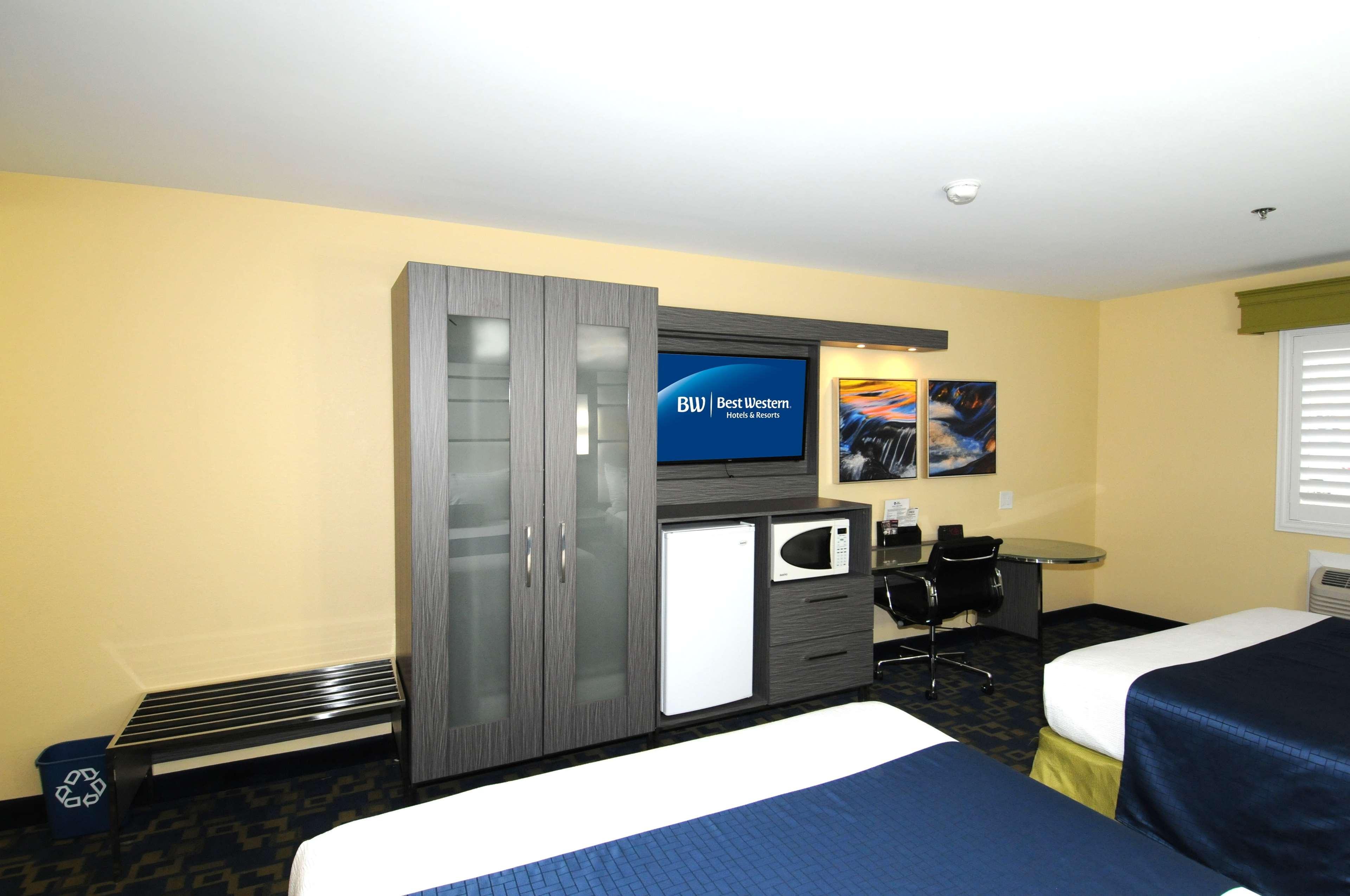 Best Western Antelope Inn & Suites Red Bluff Eksteriør billede
