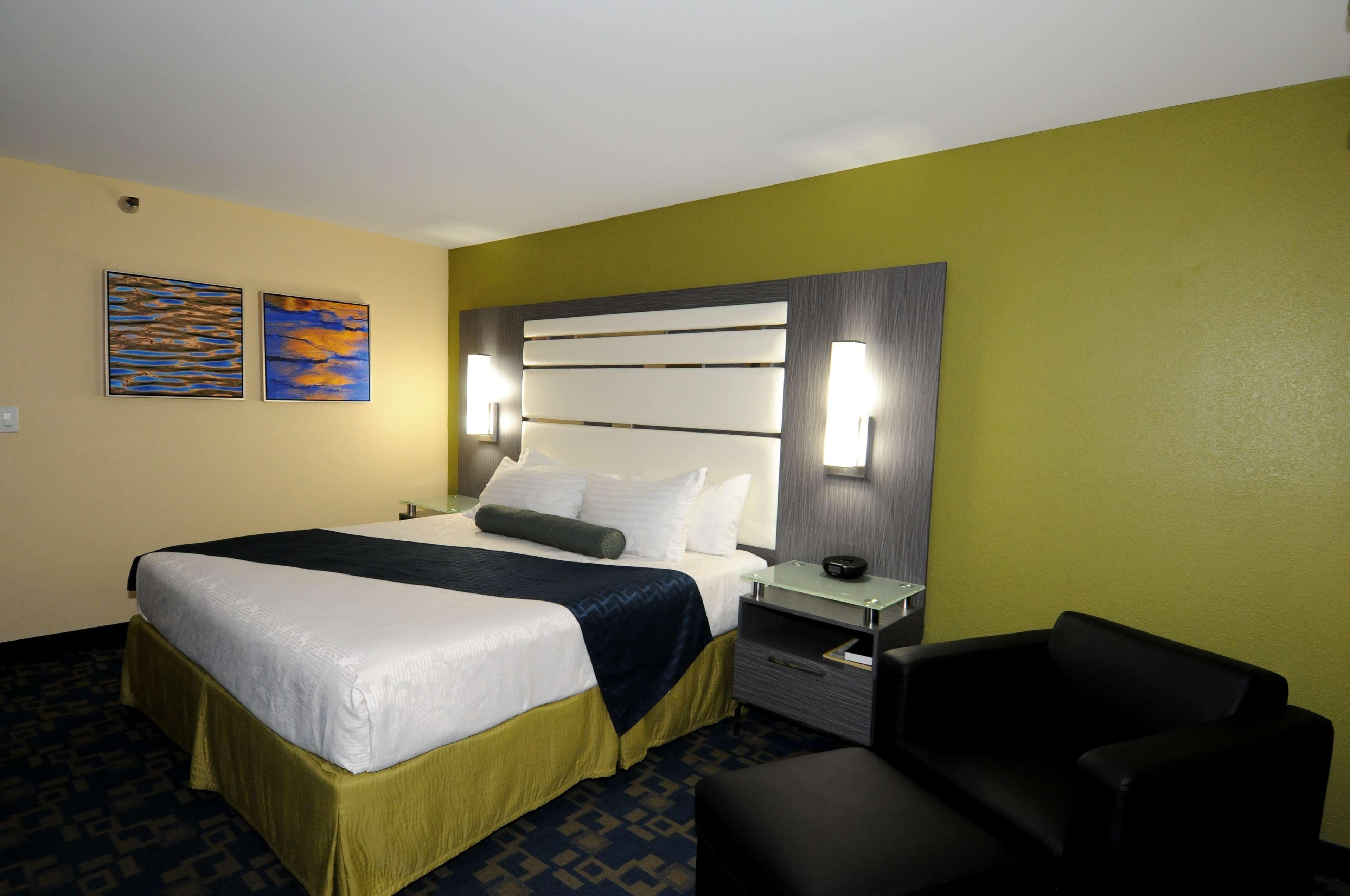 Best Western Antelope Inn & Suites Red Bluff Eksteriør billede