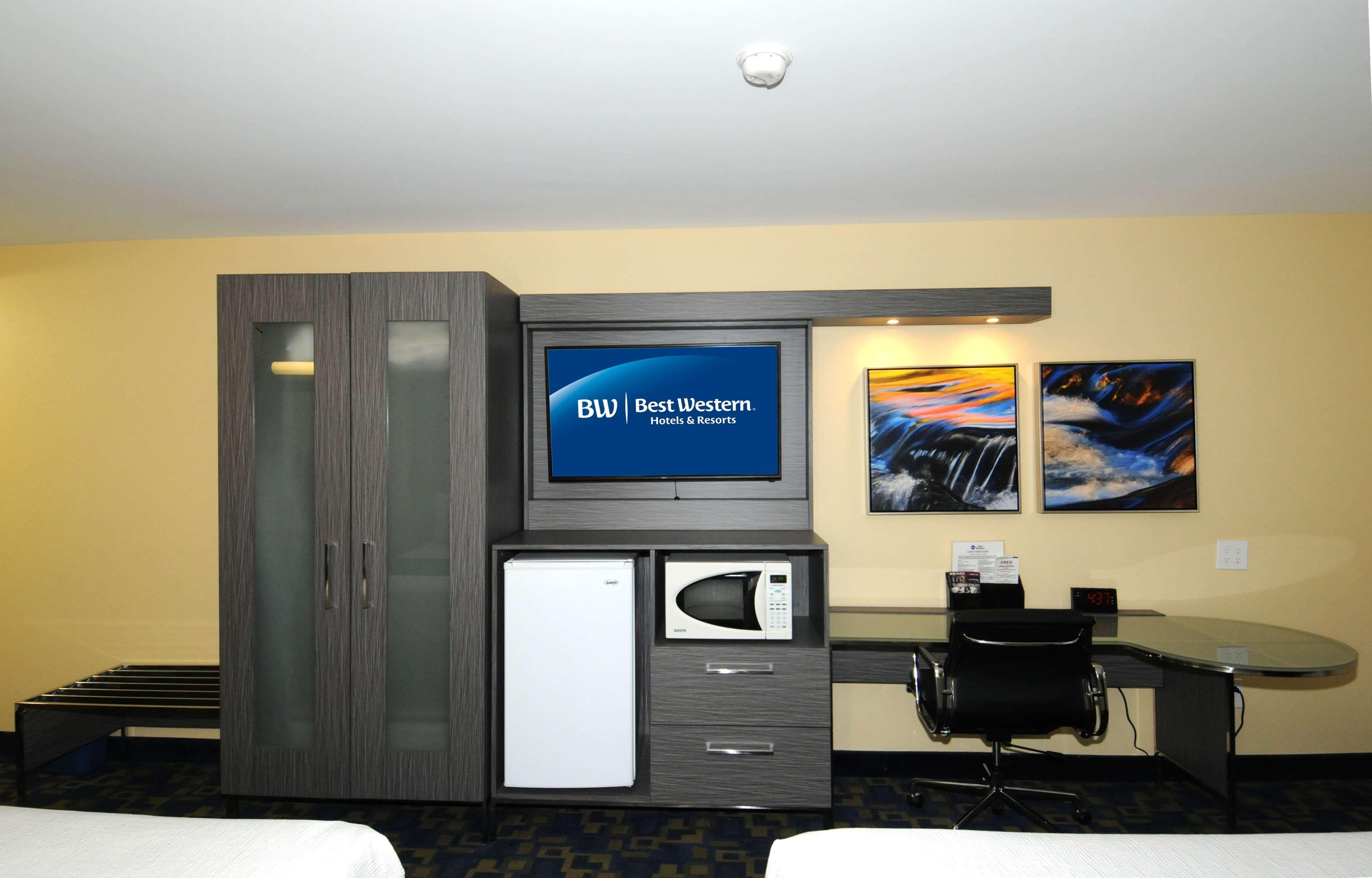 Best Western Antelope Inn & Suites Red Bluff Eksteriør billede