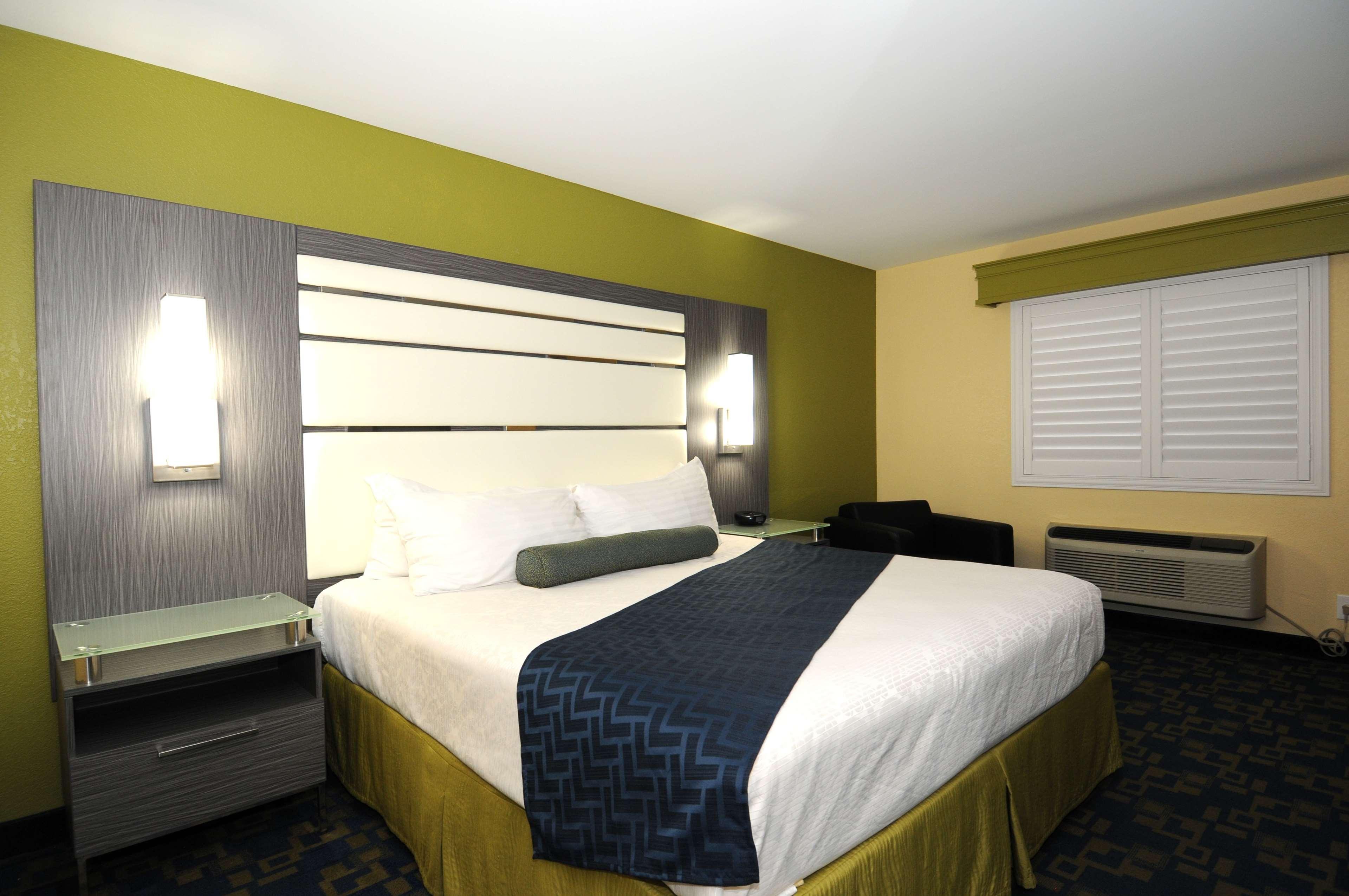Best Western Antelope Inn & Suites Red Bluff Eksteriør billede