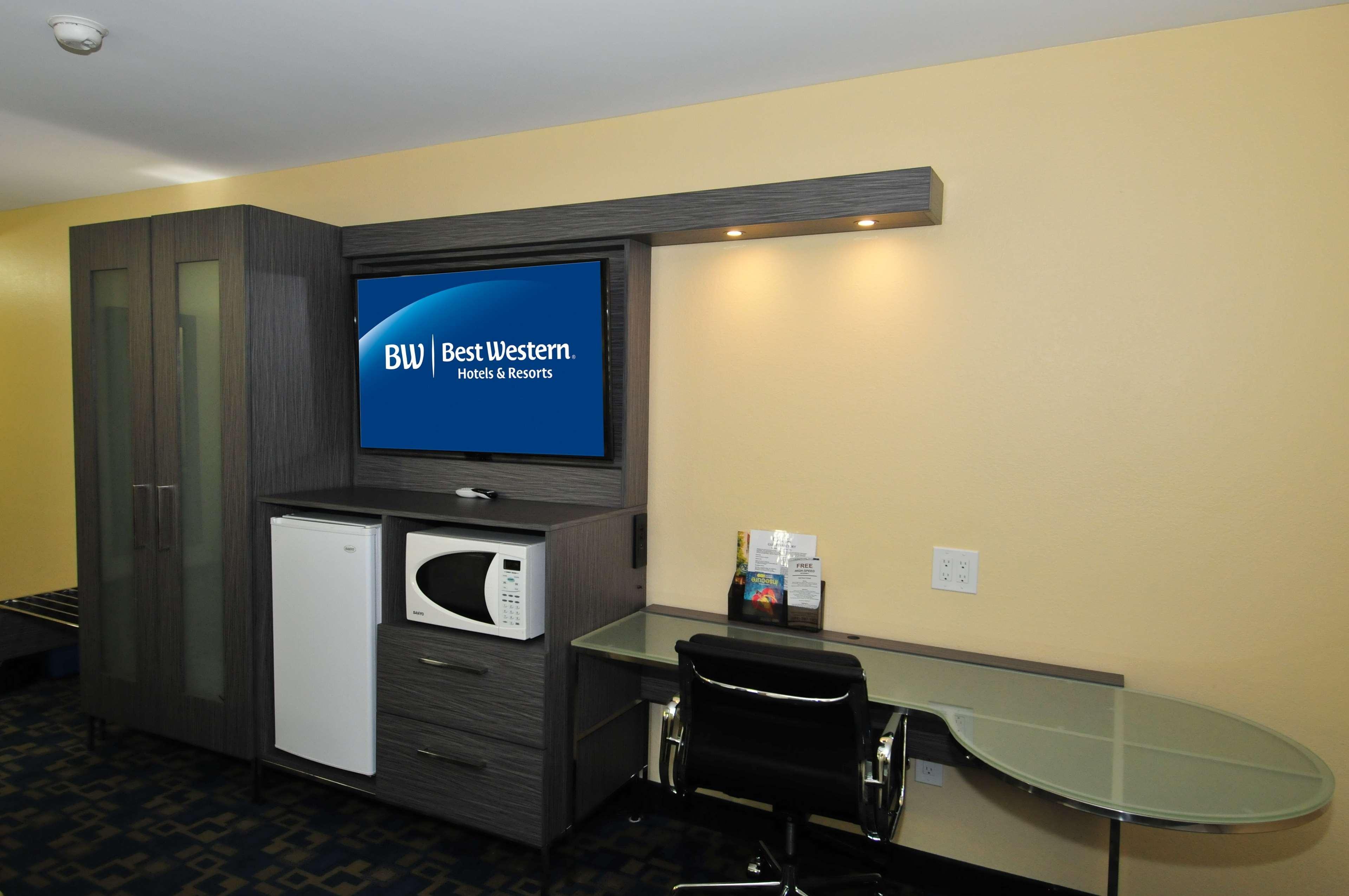 Best Western Antelope Inn & Suites Red Bluff Eksteriør billede